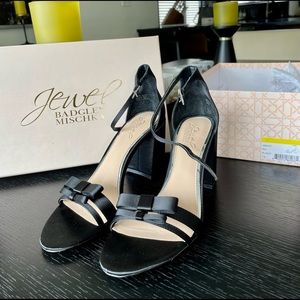 Badgley Mischka Jewel Black Block Heels 7.5